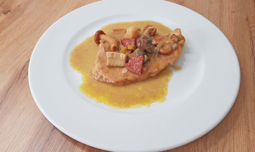 Breaded cutlet in mushroom coconut sauce lactose-free.