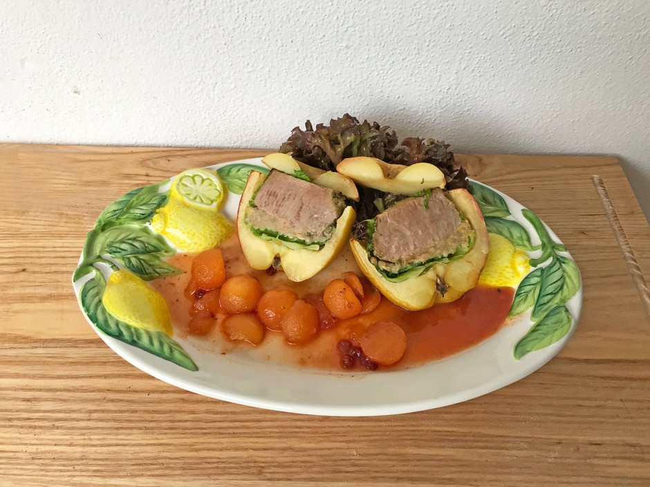 Pork tenderloin with apple - recipe - photo: benjamin