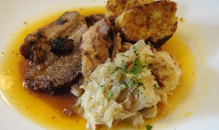 Roast pork with crackling - recipe - photo: pungent_eagle