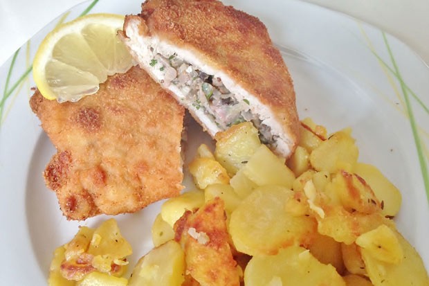 Pork cutlet with mushroom filling